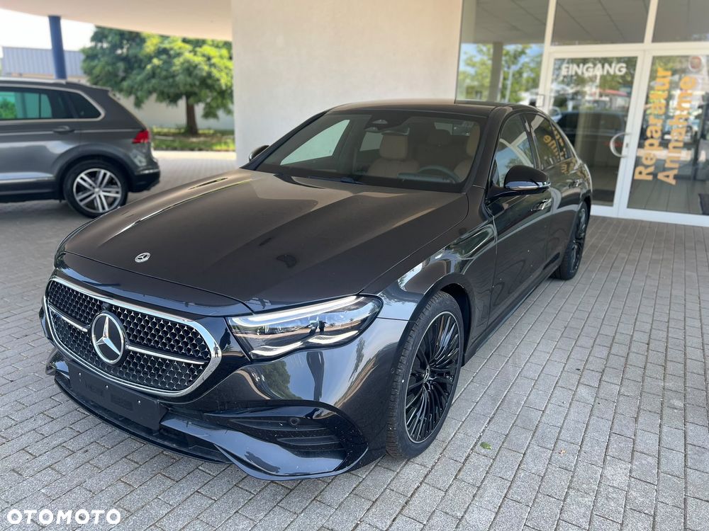 Mercedes-Benz Klasa E 200 9G-TRONIC AMG Line NIGHT Edition - 3