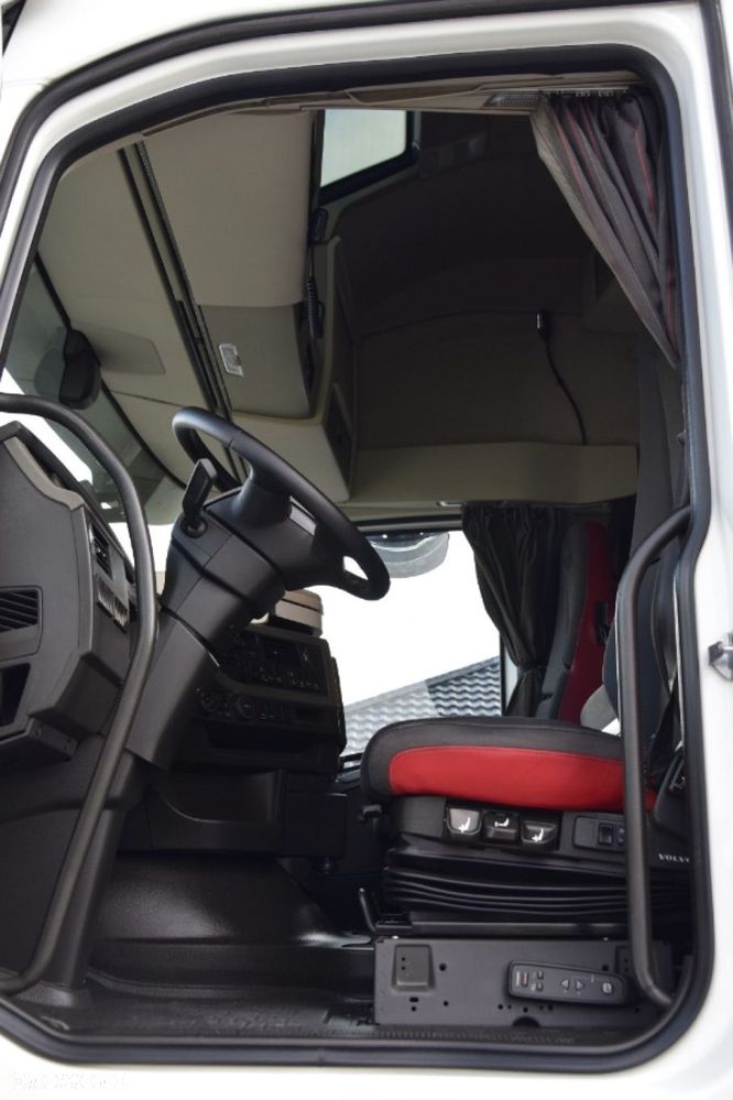 Volvo FH 500 Globetrotter XL - 24