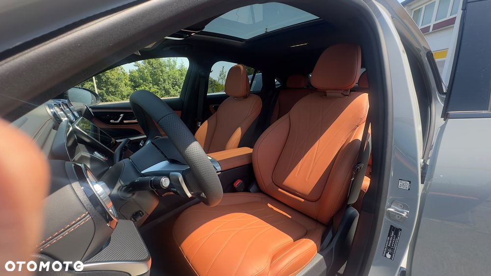 Mercedes-Benz GLC 300 de 4-Matic AMG Line - 14