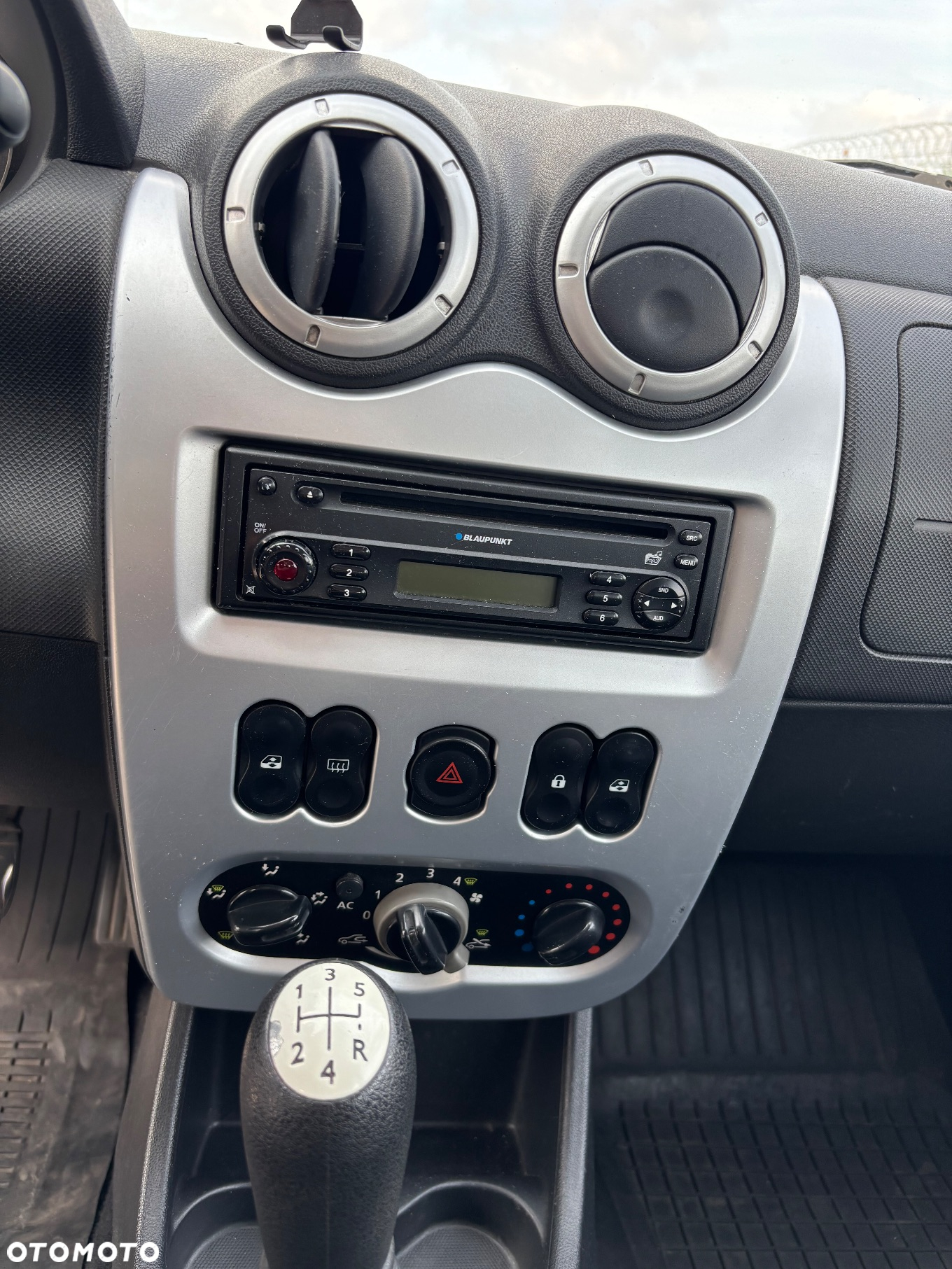 Dacia Logan MCV 1.5 dCi Laureate - 9