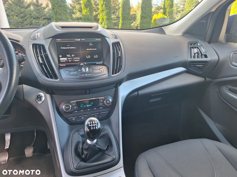 Ford Kuga - 30