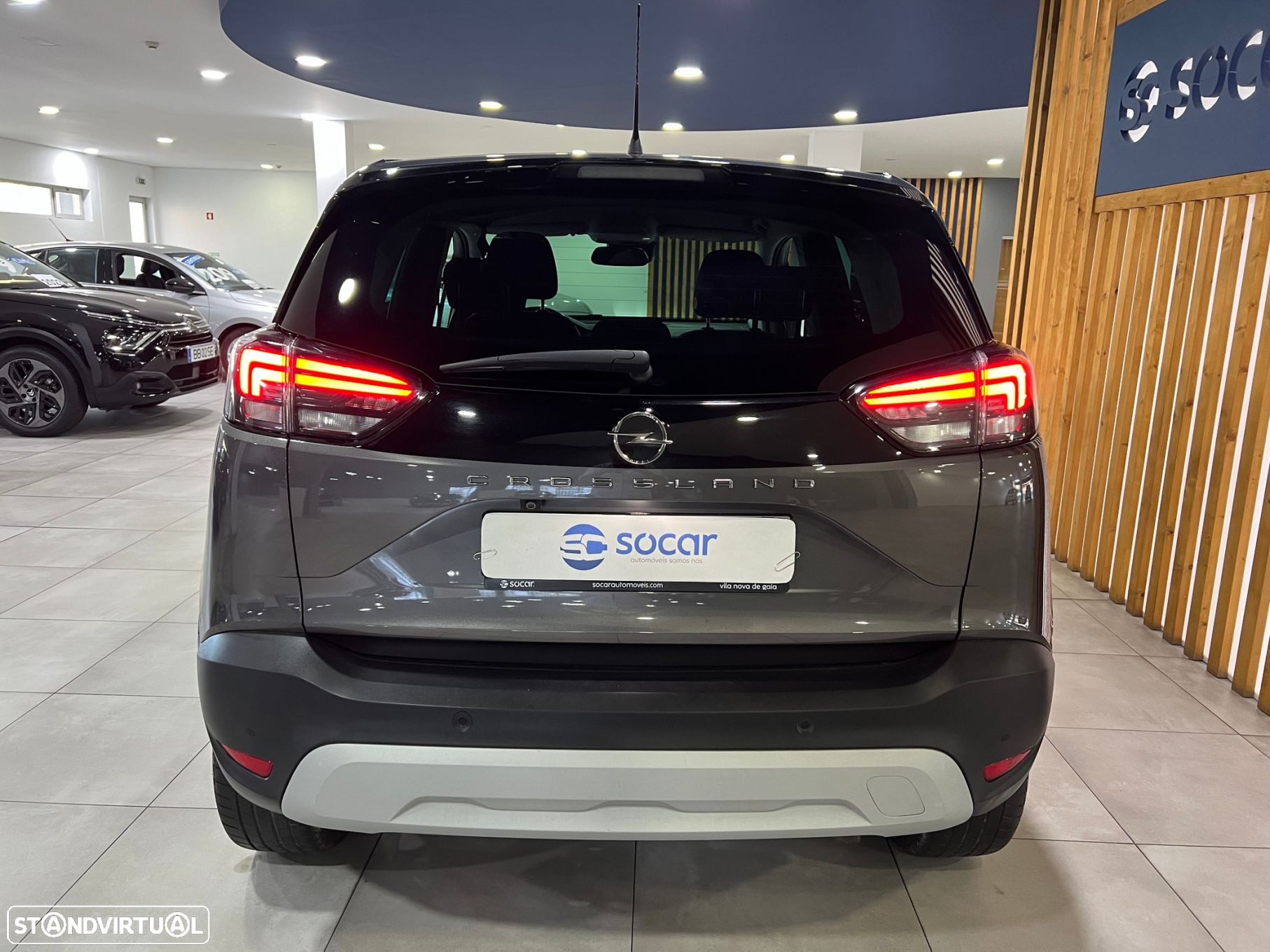 Opel Crossland 1.2 T Design & Tech - 8