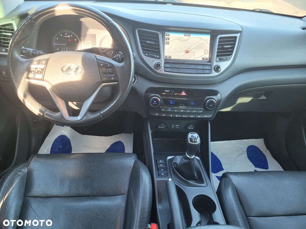 Hyundai Tucson 1.6 GDI BlueDrive Style 2WD - 12