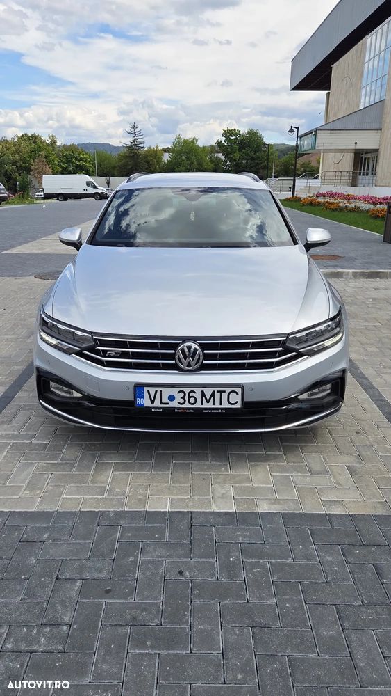Volkswagen Passat 2.0 TDI DSG R Executive - 3