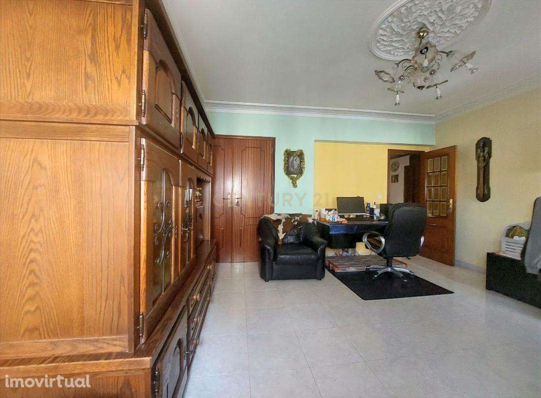 Apartamento T2 em Alenquer - Conforto e Tranquilidade em Lisboa - Grande imagem: 2/10