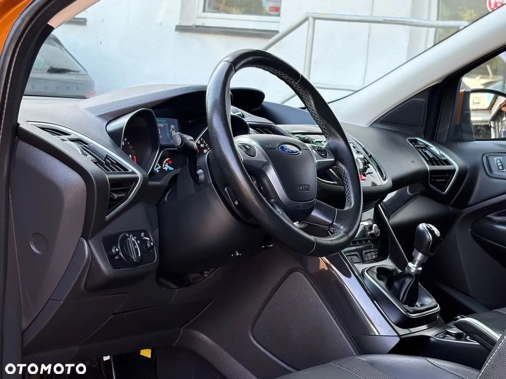 Ford Kuga 2.0 TDCi 4x4 Individual - 11