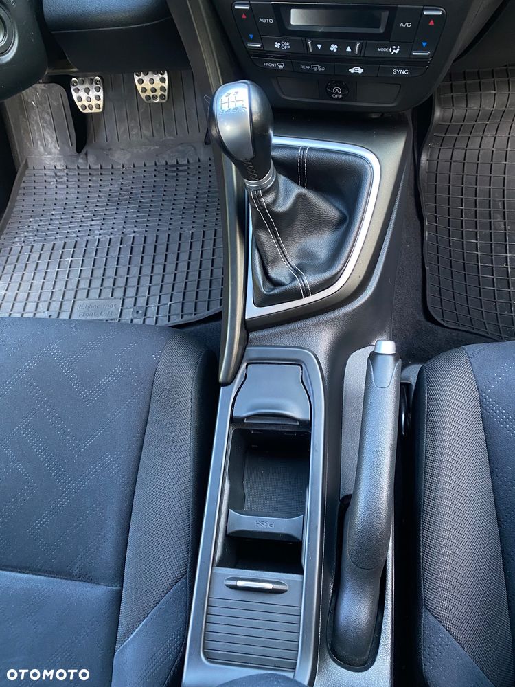 Honda Civic 1.8 Sport - 32