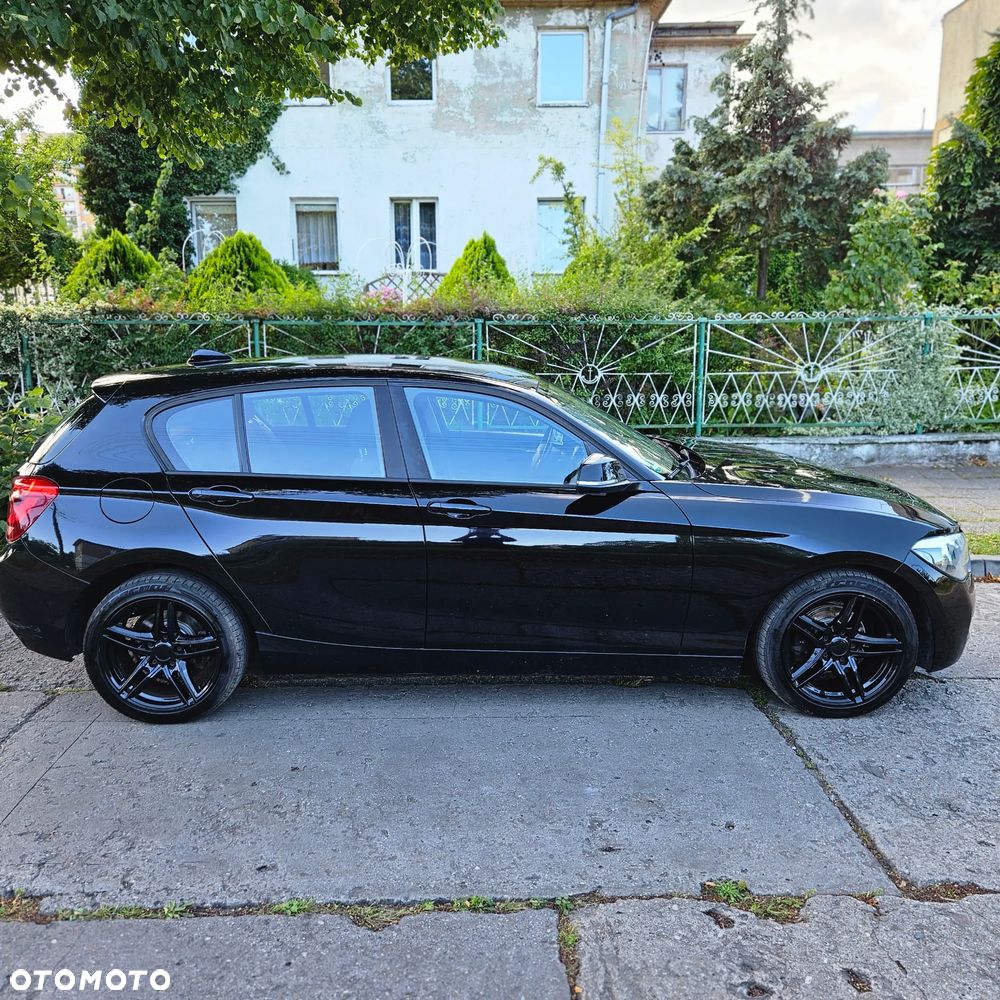 BMW Seria 1 114i Sport Line - 6