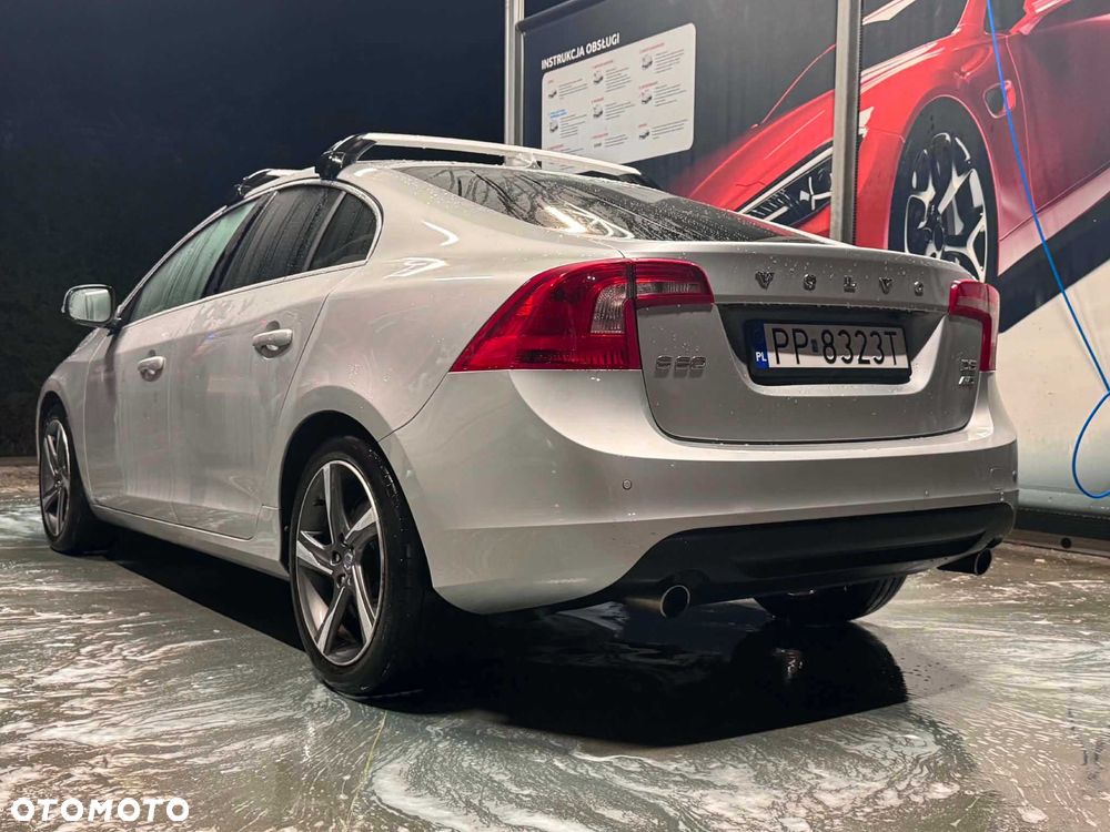Volvo S60 - 3