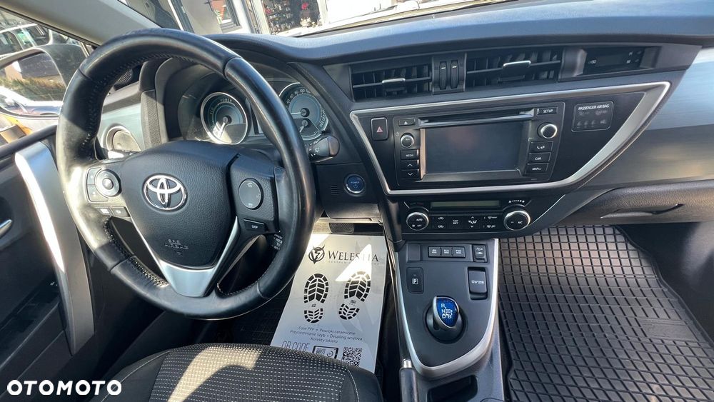 Toyota Auris - 13