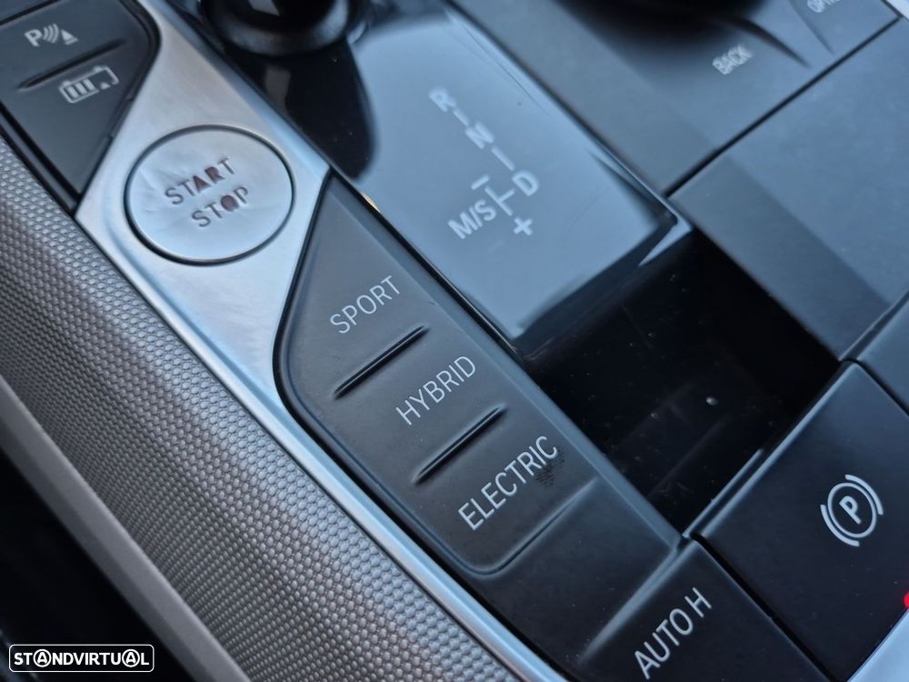 BMW 320 e Auto - 24