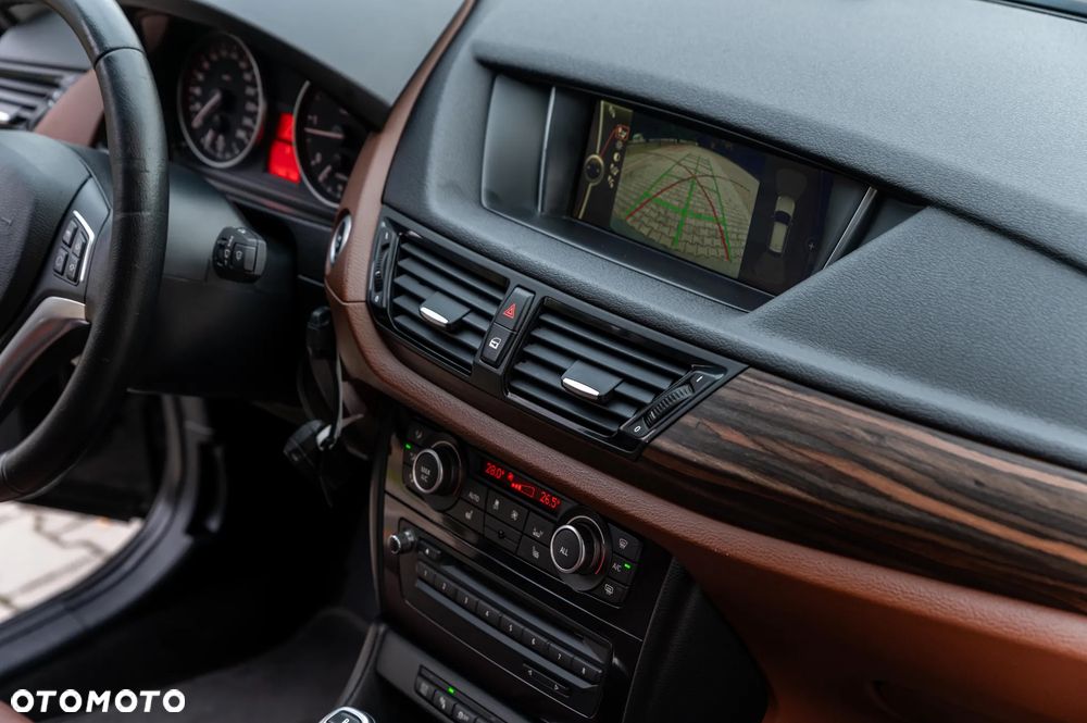 BMW X1 xDrive20d xLine - 26