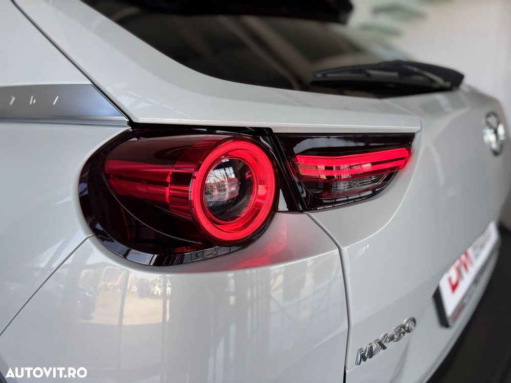 Mazda MX-3 ver-e--skyactiv-ad-vantage - 24