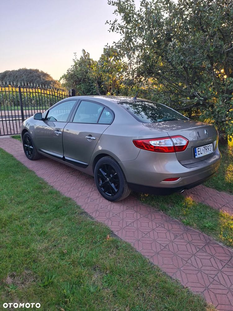 Renault Fluence 1.6 16V Life - 9