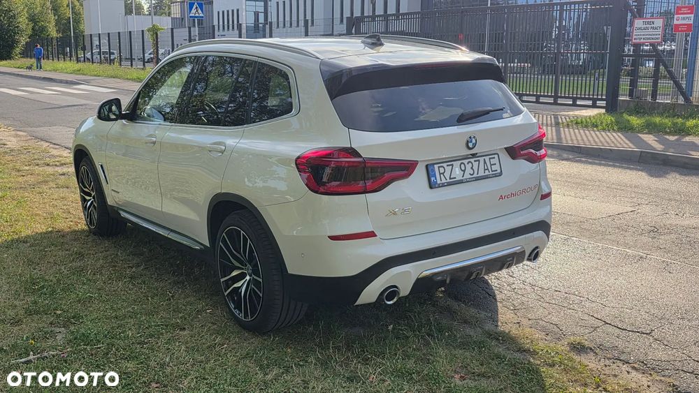 BMW X3 xDrive20d Luxury Line - 4