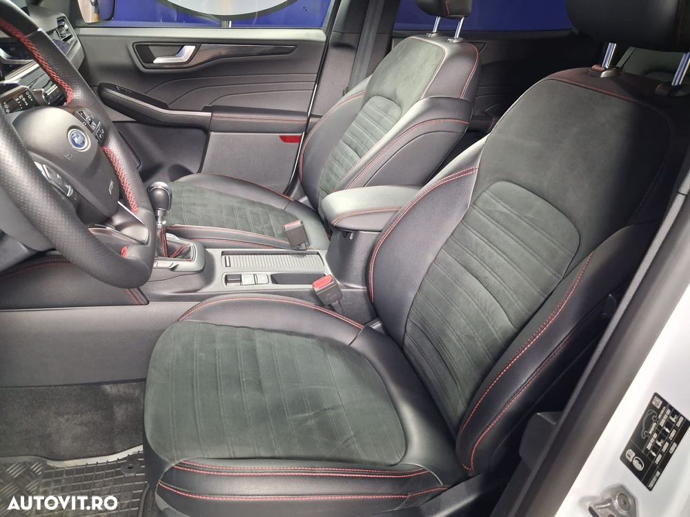 Ford Kuga - 11