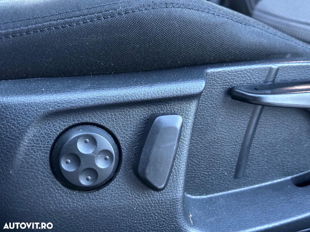 Volkswagen Passat CC 2.0 Blue TDI Individual - 20