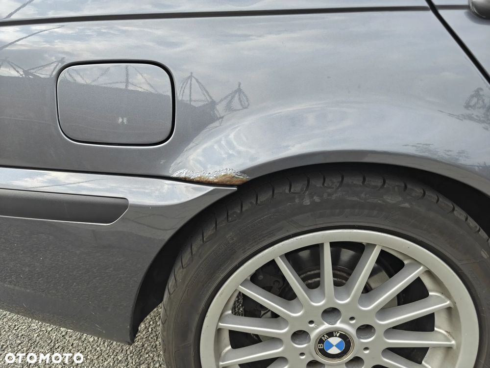 BMW Seria 3 325i - 11