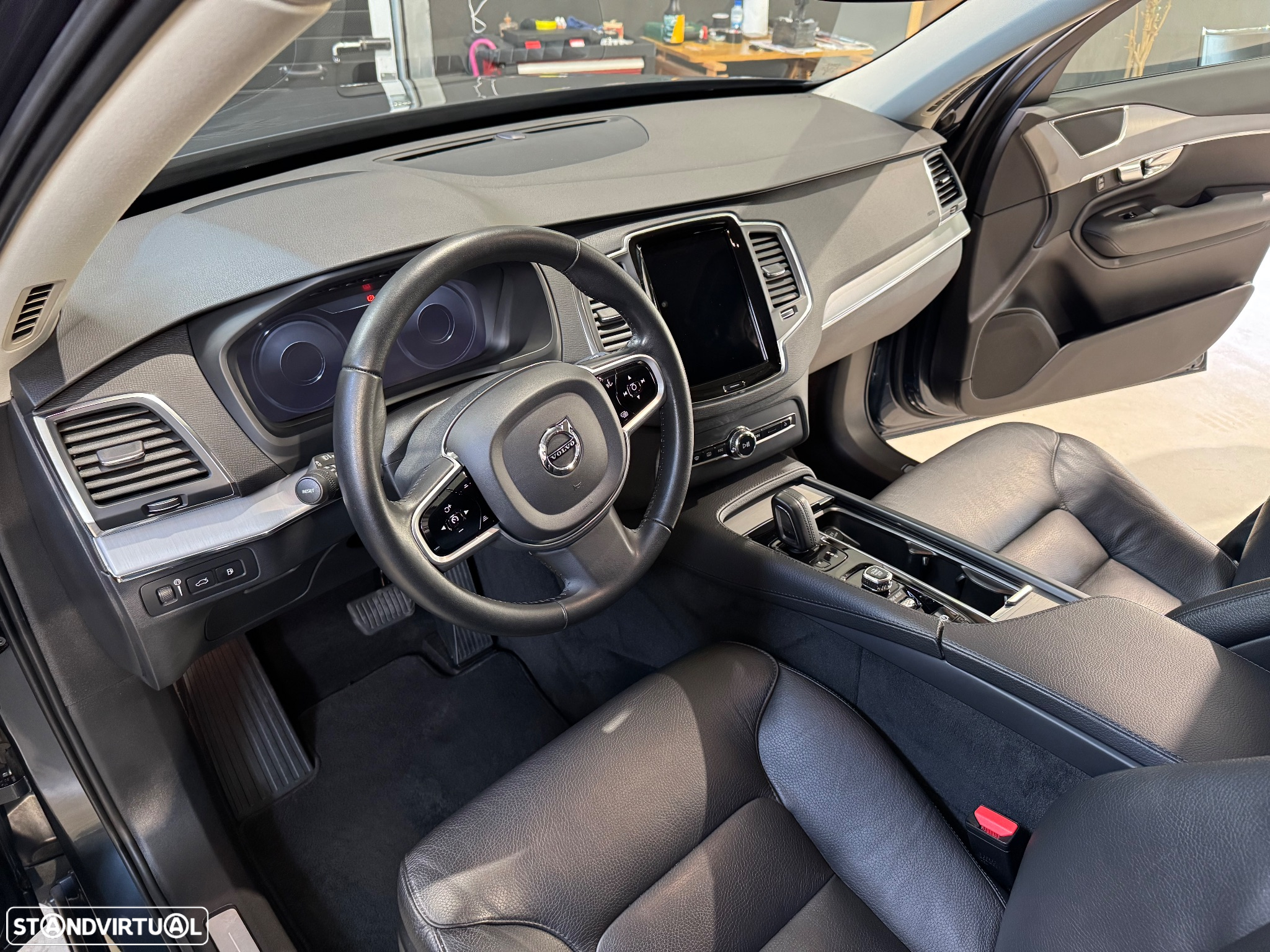 Volvo XC 90 2.0 T8 PHEV R-Design Expression AWD - 28
