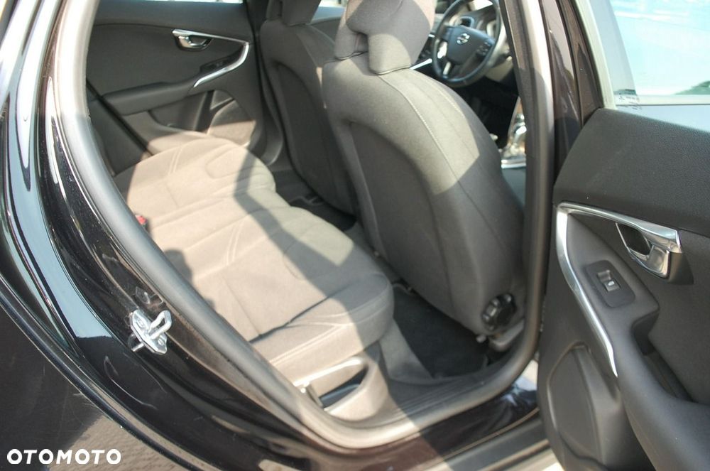 Volvo V40 - 27