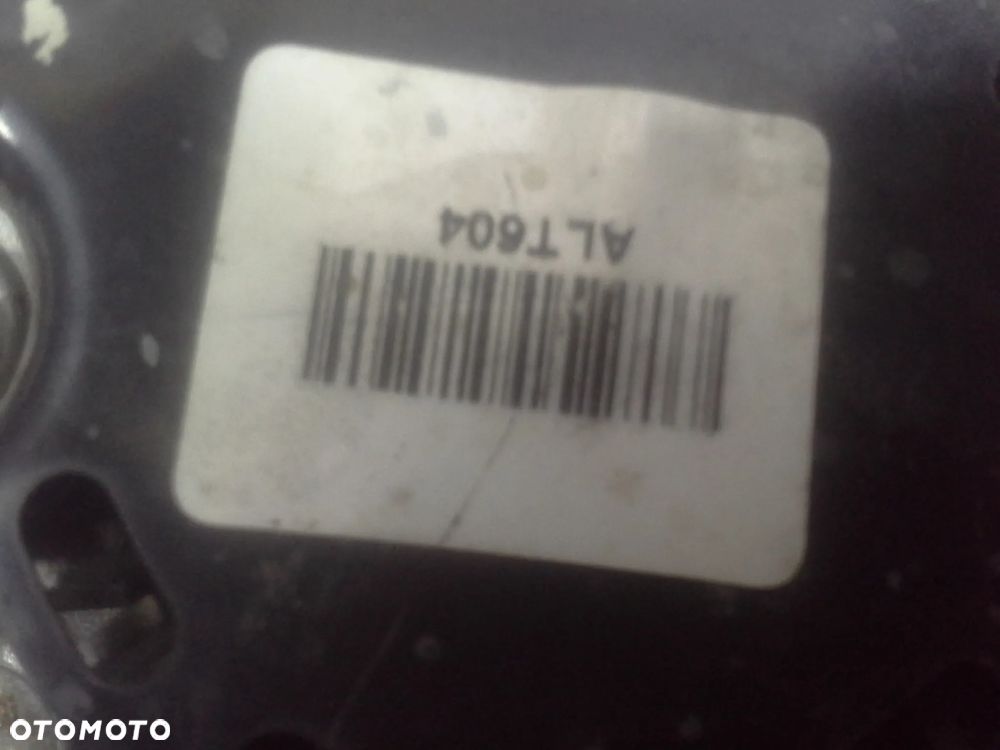 Jaguar XF X250 3.0 TD V6 alternator - 11