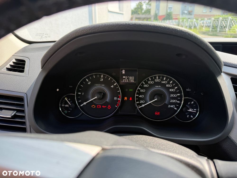 Subaru Legacy 2.0 D Comfort - 4