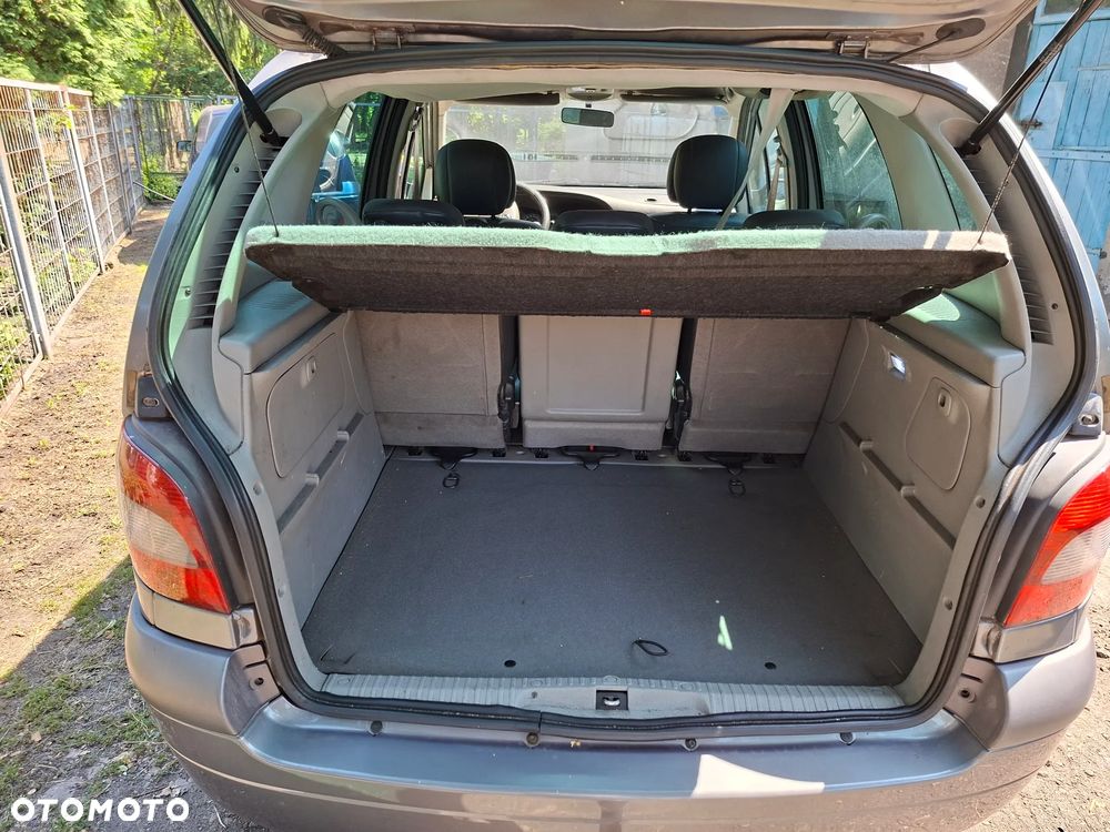 Renault Scenic - 3
