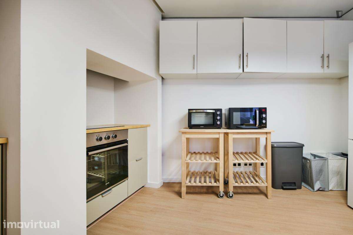 Quarto - localizado em Santos Lisbon - Grande imagem: 3/45