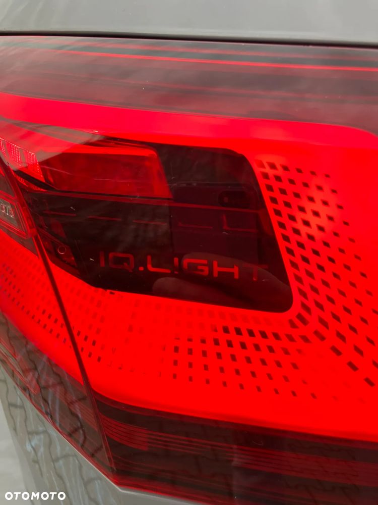 Volkswagen Golf 2.0 TDI SCR DSG Style - 23