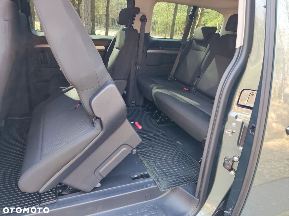 Peugeot Traveller 2.0 BlueHDi Long Business EAT8 - 11