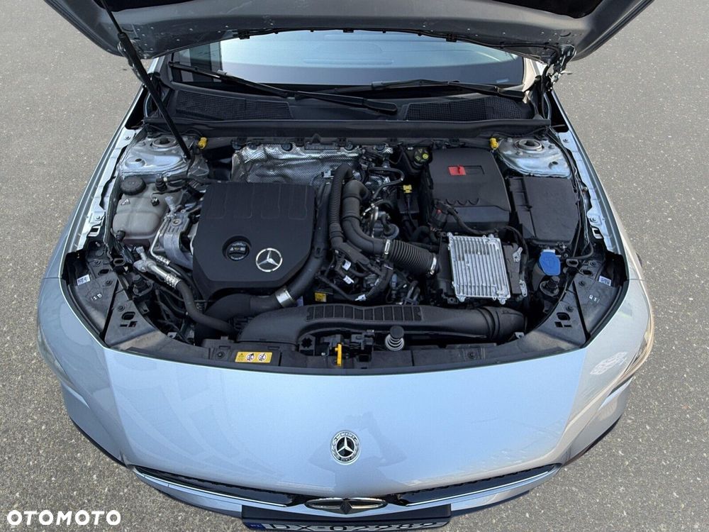 Mercedes-Benz CLA - 25