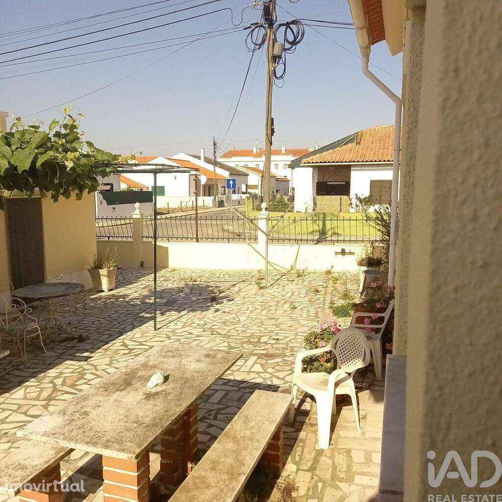 Casa / Villa T4 em Atouguia da Baleia de 239,00 m2 - Grande imagem: 3/15