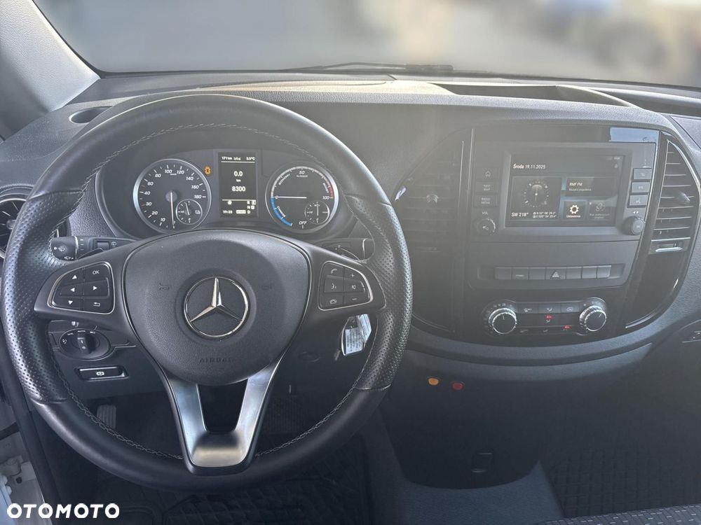 Mercedes-Benz eVito - 12
