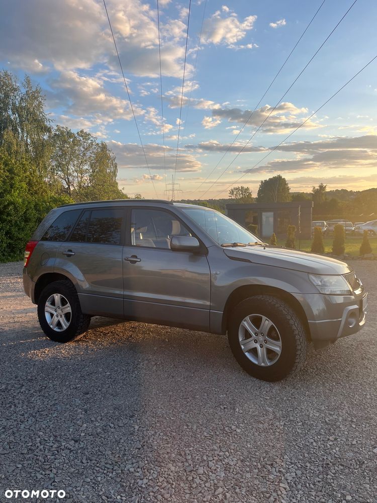 Suzuki Grand Vitara 2.0 Comfort - 5