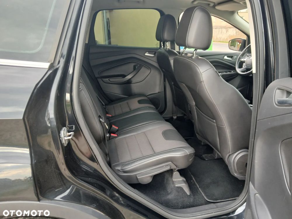 Ford Kuga 2.0 TDCi 4x4 Titanium - 21