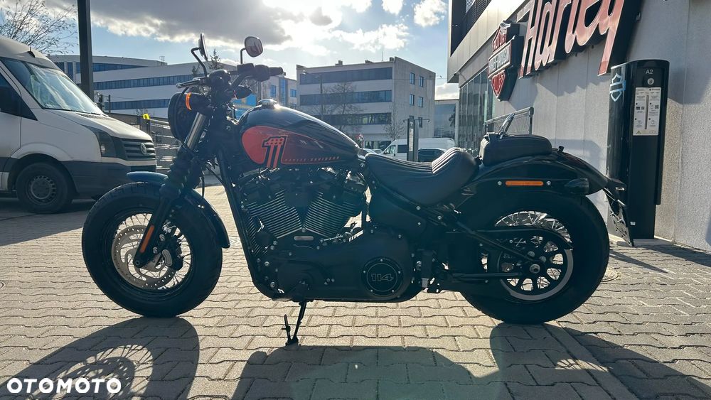 Harley-Davidson Softail Street Bob - 6