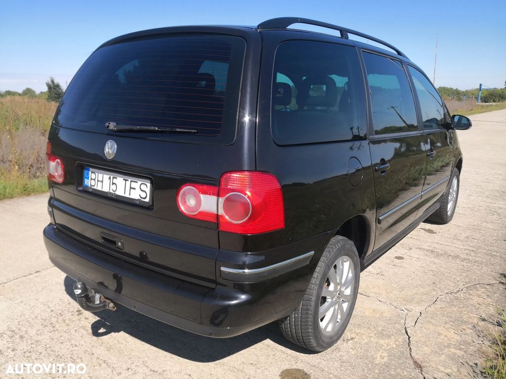 Volkswagen Sharan 1.9 TDI 4Motion Highline - 22