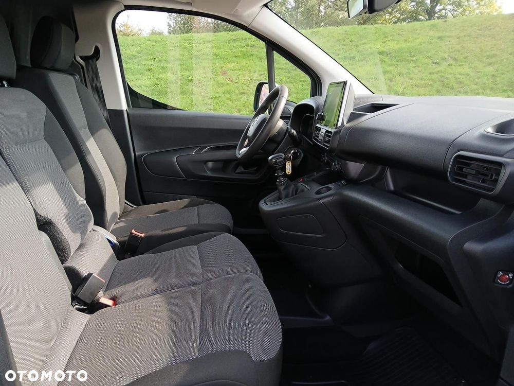 Toyota PROACE CITY - 16