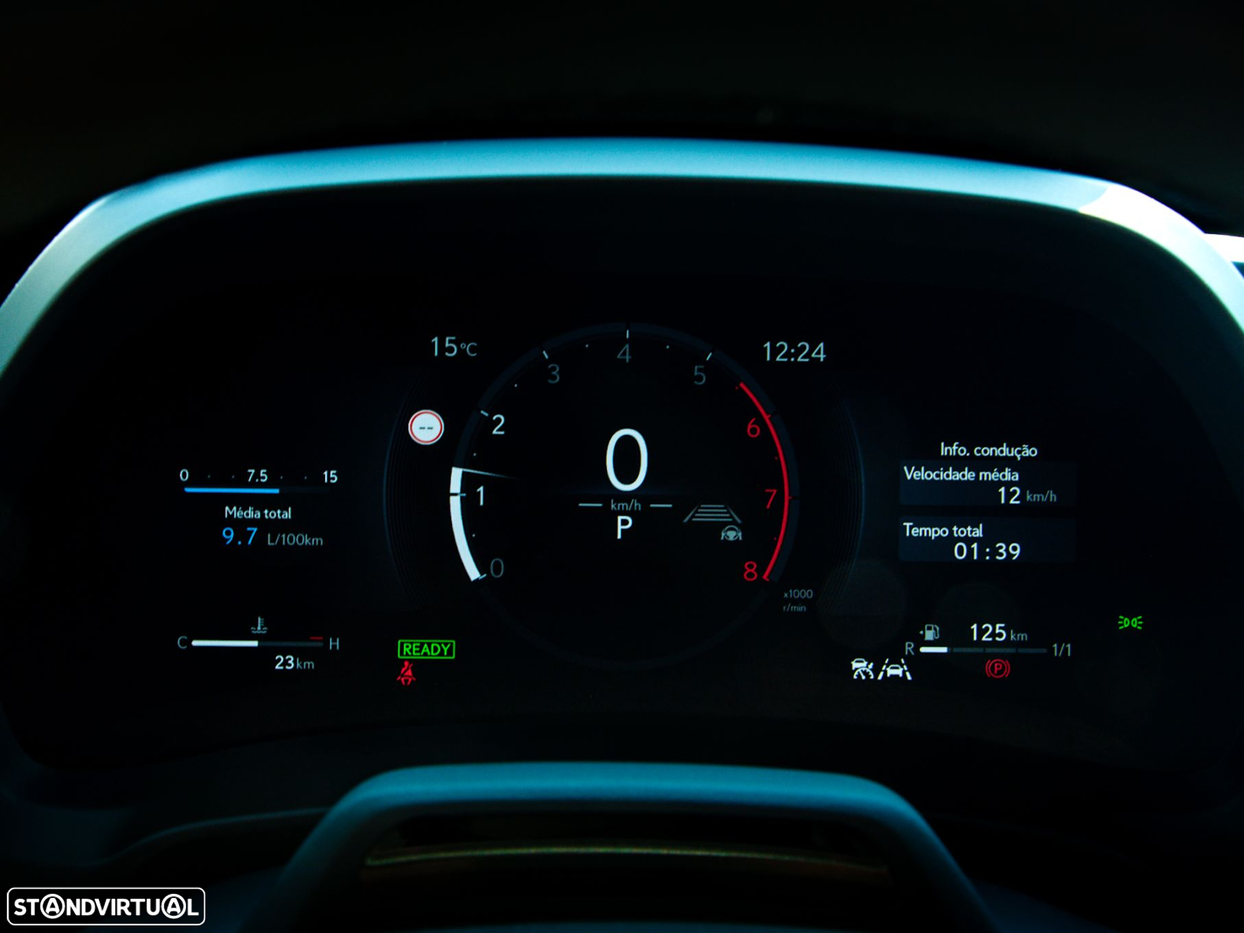 Lexus LBX - 24
