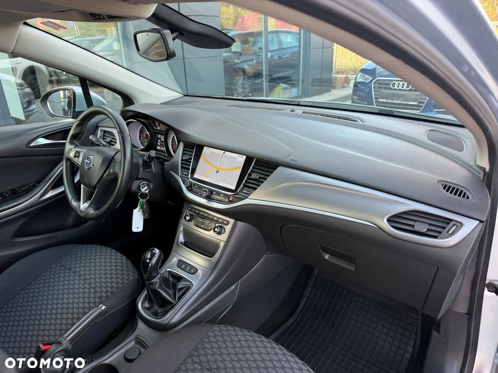 Opel Astra 1.4 Turbo Active - 29
