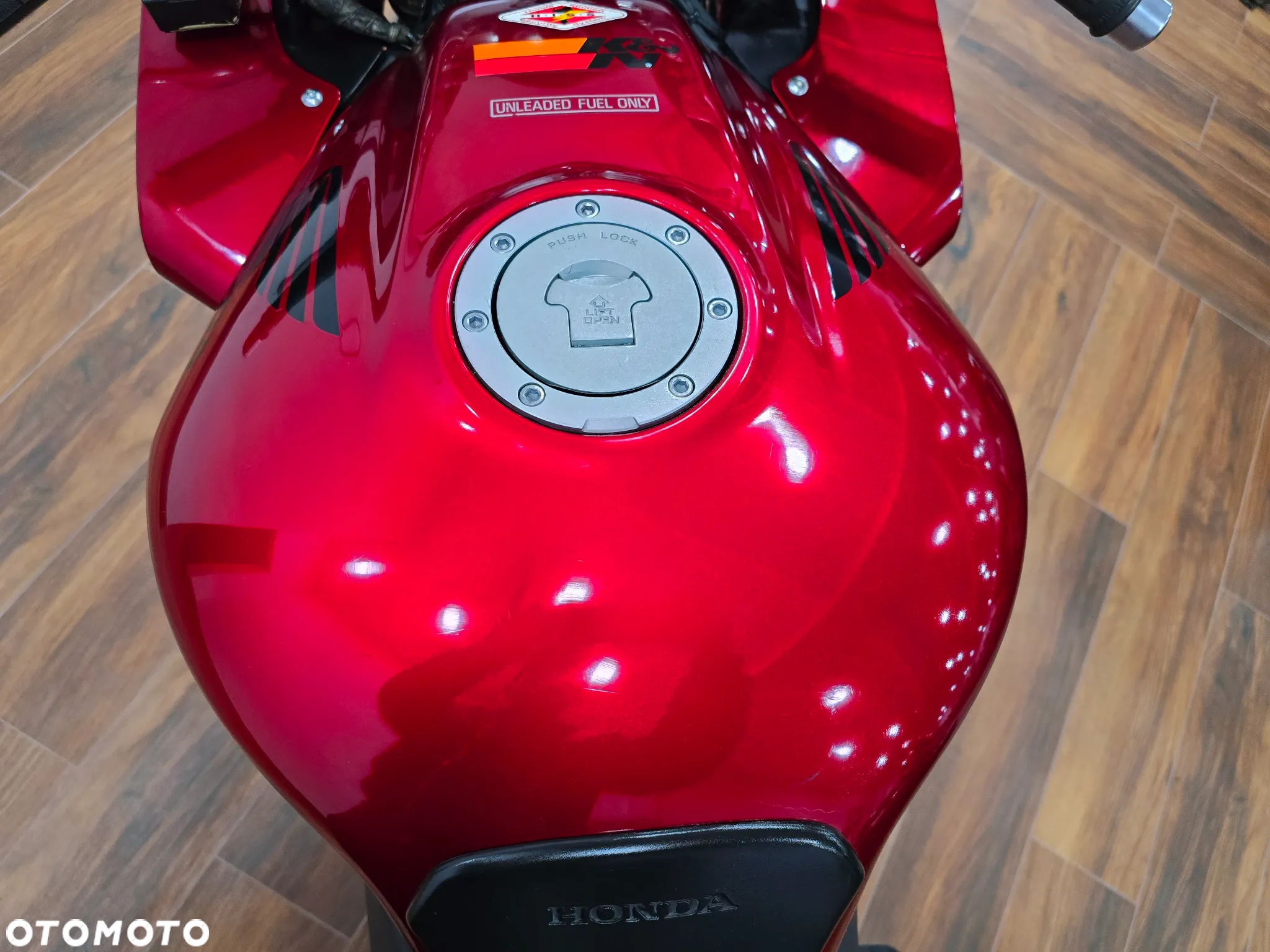 Honda VFR - 30