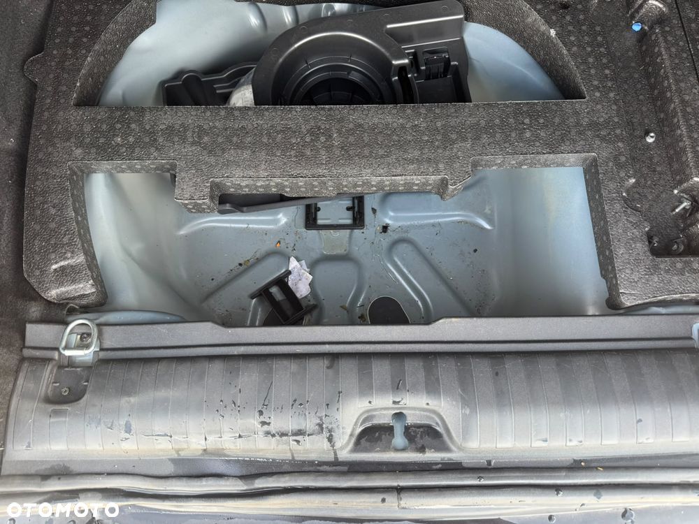 Peugeot 2008 PureTech 130 Stop&Start EAT6 Allure - 20