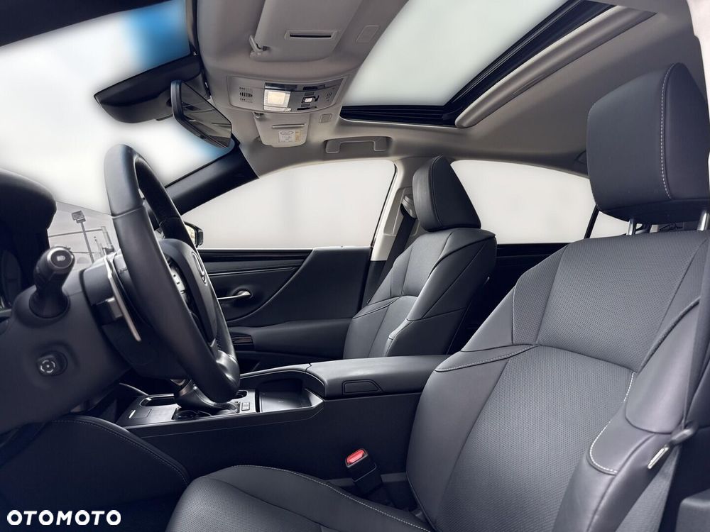 Lexus ES 300h Business Edition - 7