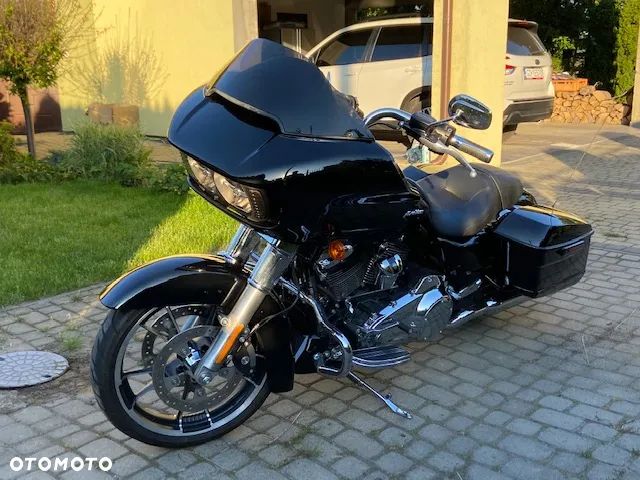 Harley-Davidson Touring Road Glide - 18