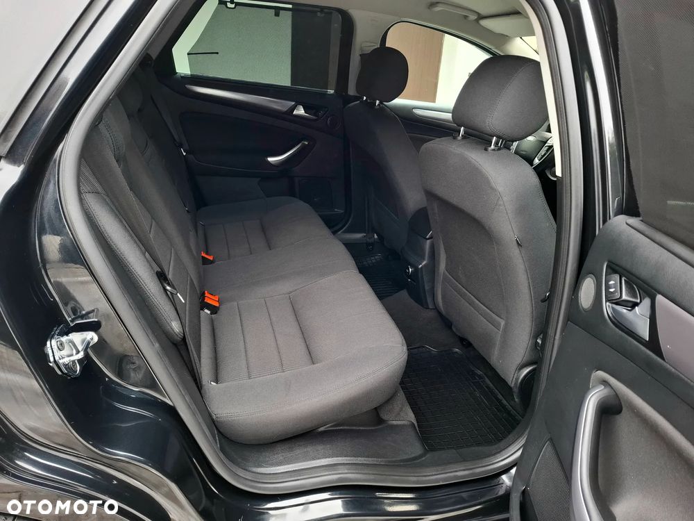 Ford Mondeo 2.2 TDCi Titanium X - 18