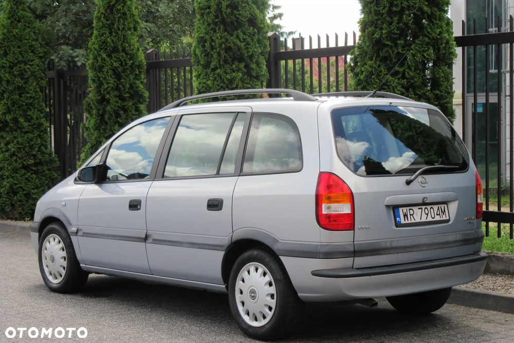 Opel Zafira 2.0 DTI - 3