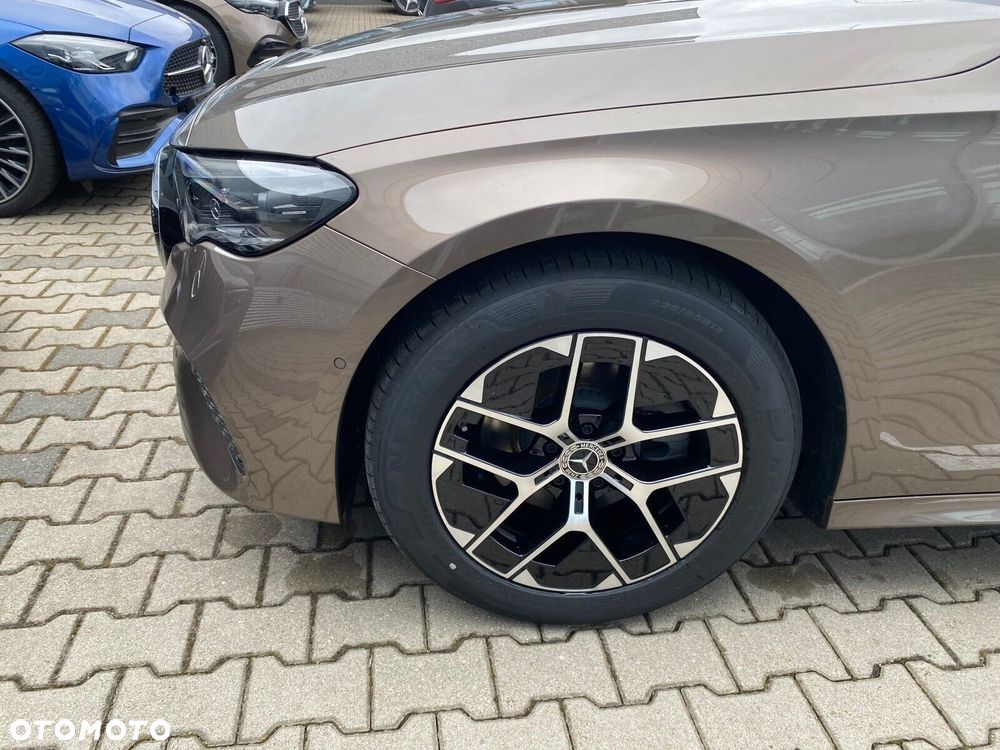 Mercedes-Benz Klasa E 220 d mHEV 4-Matic AMG 9G-Tronic - 7