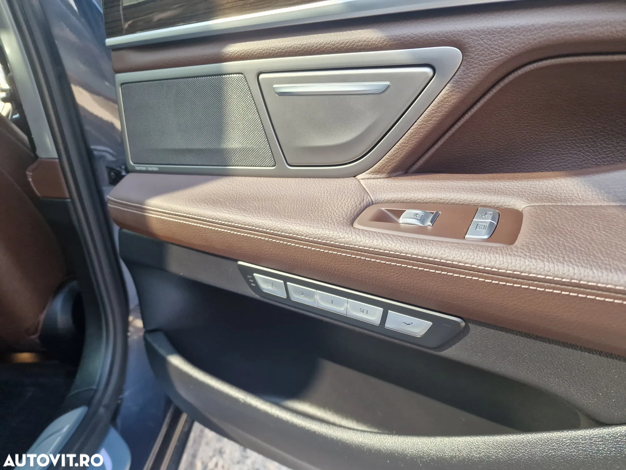 BMW Seria 7 730Ld xDrive - 25