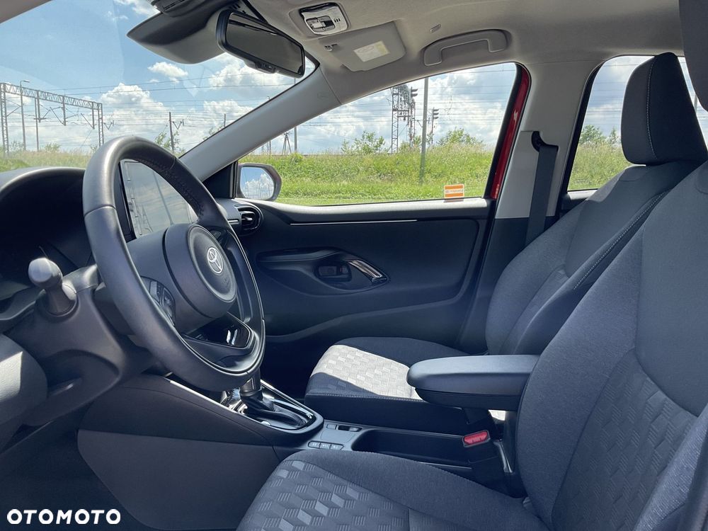 Toyota Yaris Hybrid 1.5 Style - 13
