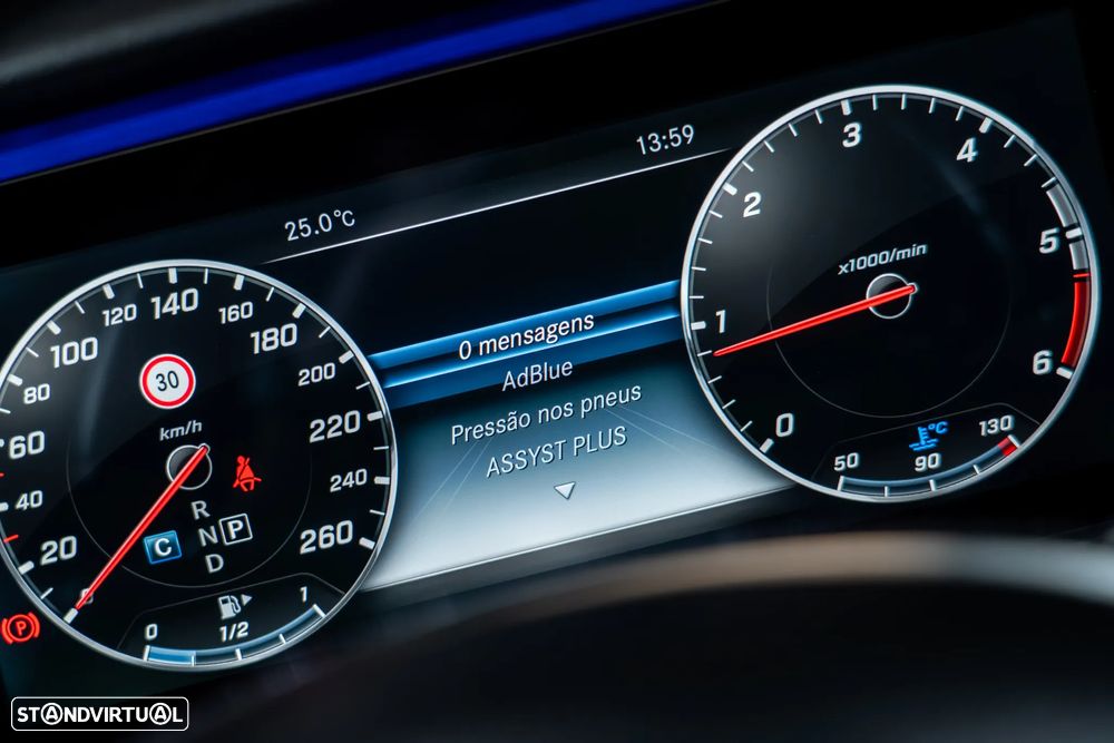 Mercedes-Benz E 220 d AMG - 16